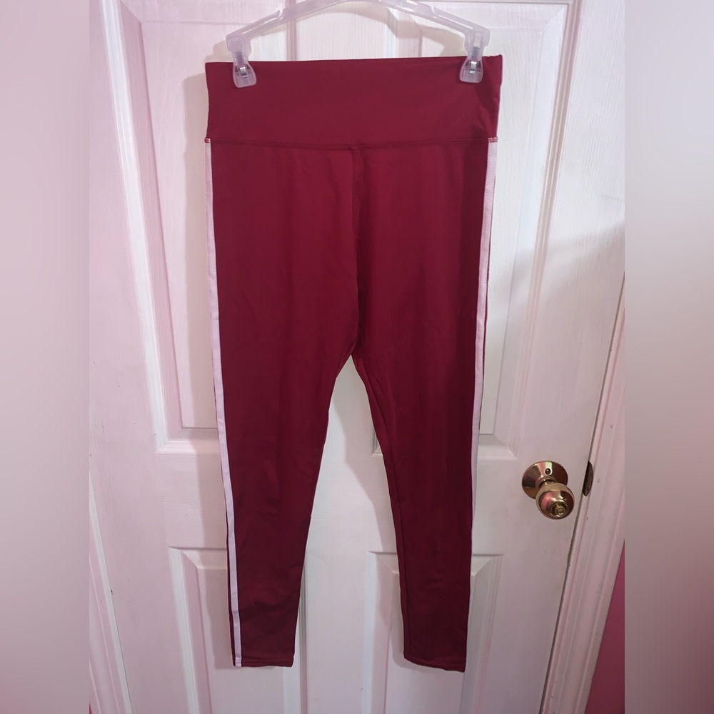 SHEIN Burgundy Leggings
